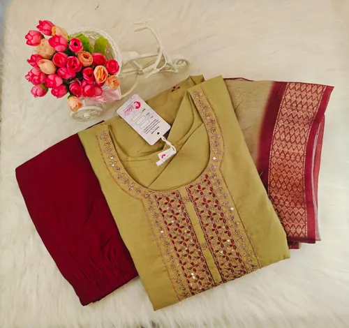 BEIGE KURTI WITH MAROON PANT SET KS060